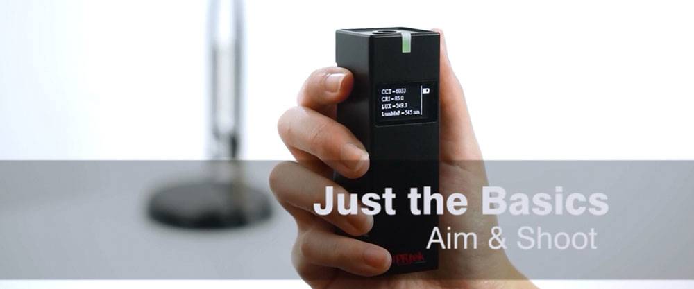 005-MK350D-Compact-Spectrometer-En-tus-manos-1